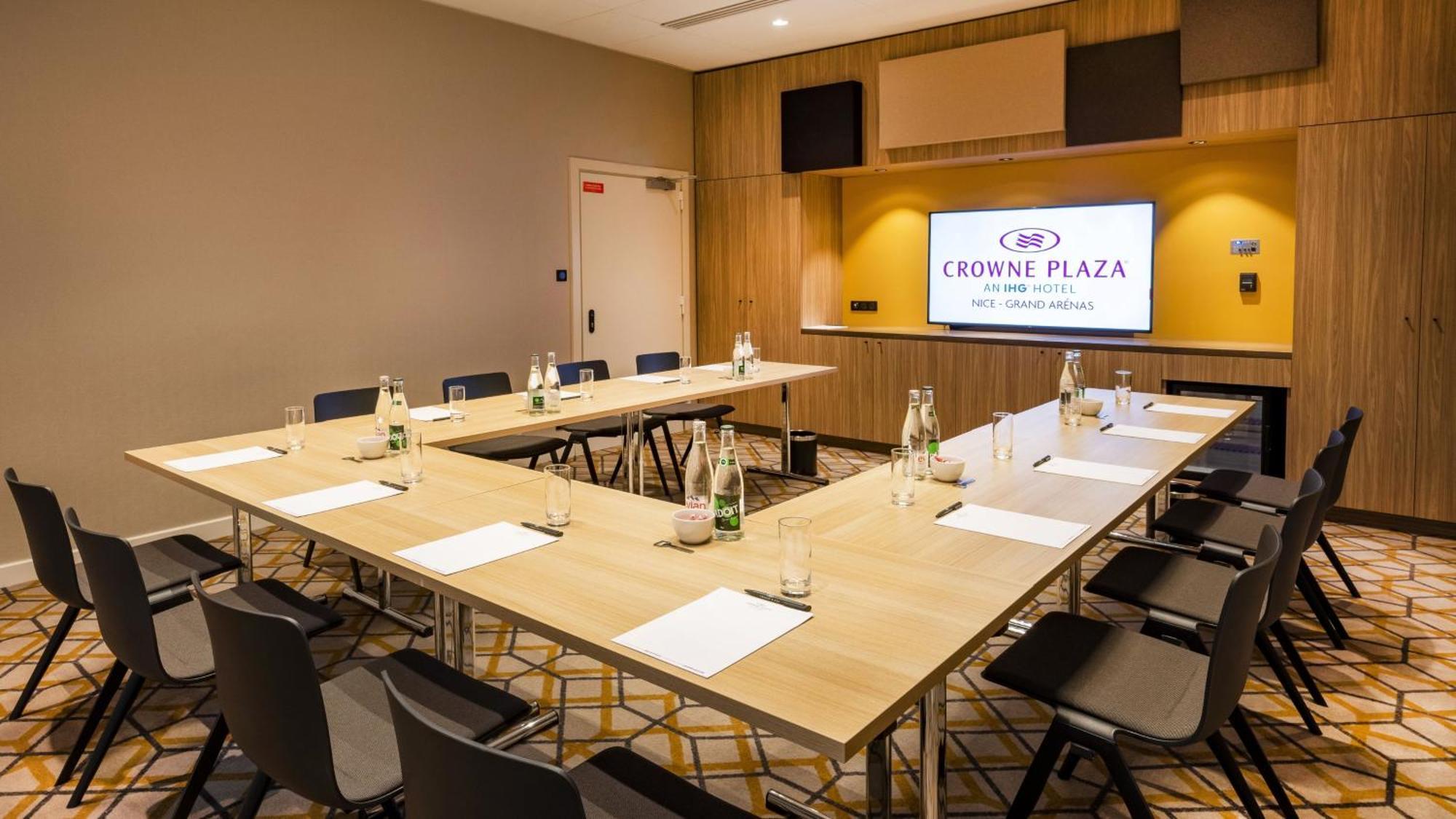 Crowne Plaza - Nice - Grand Arenas By Ihg Bagian luar foto